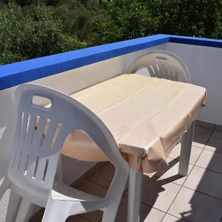 In Tribunj Mit Meerblick, Balkon, Klimaanlage, W-lan 5034-3 公寓