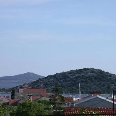 In Tribunj Mit Meerblick, Balkon, Klimaanlage, W-lan 5034-3 * Tribalj