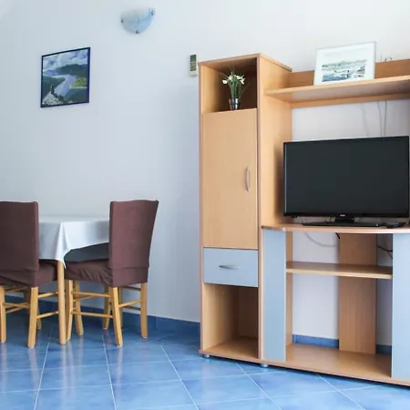 In Tribunj Mit Meerblick, Balkon, Klimaanlage, W-lan 5034-3 公寓