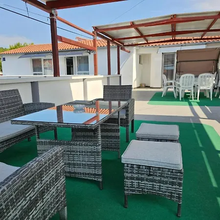 Appartement In Tribunj Mit Meerblick, Balkon, Klimaanlage, W-lan 5034-3 *