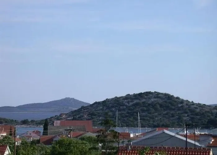 In Tribunj Mit Meerblick, Balkon, Klimaanlage, W-lan 5034-3 * Tribalj