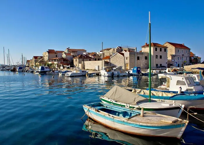 In Tribunj Mit Meerblick, Balkon, Klimaanlage, W-lan 5034-3 Appartement Tribalj