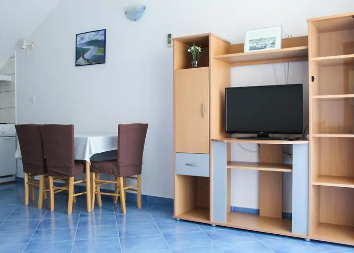 In Tribunj Mit Meerblick, Balkon, Klimaanlage, W-lan 5034-3 Appartement